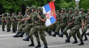 Српската армија до крајот на месецот ќе предложи начин за отслужување на задолжителниот воен рок