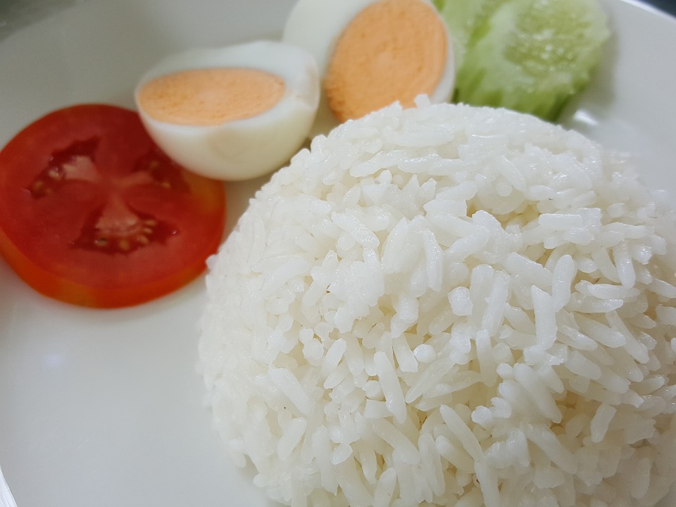 Βραστό ρύζι θερμίδες. Ρύζι: θερμίδες και BJU, τα οφέλη και οι βλάβες της απώλειας βάρους