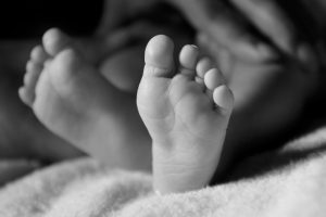 Почина седуммесечно бебе од Вевчани, паднало од кревет директно на глава