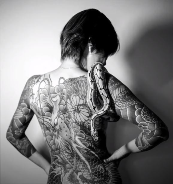 Tattoos ladies yakuza 33 Beautiful