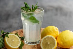 Освежителен пијалак што го освои светот — турска лимонада со интензивен вкус и неочекувана состојка