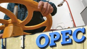 ОПЕК плус го зголемува ограничувањето за производство на нафта