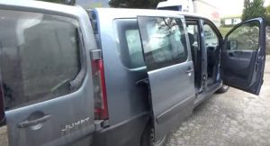 Филсмки грабеж во Словенија: Ограбено комбе за транспорт на пари, полицијата со хеликоптер ги бара крадците