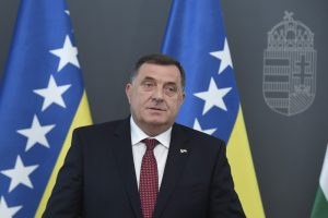 Кои земји досега му забранија влез на Милорад Додик?