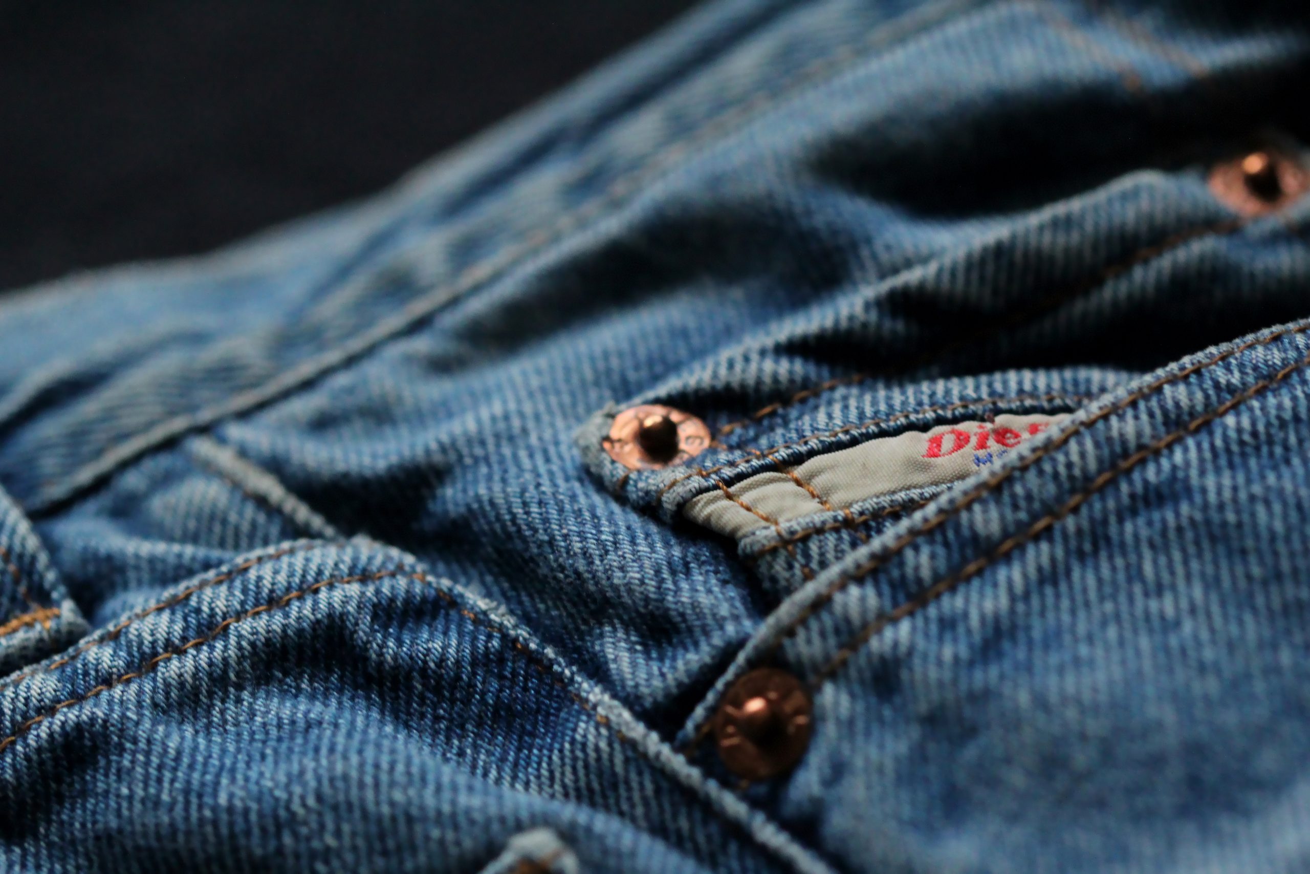 Do you know what the little pocket on the jeans was for? - Free press