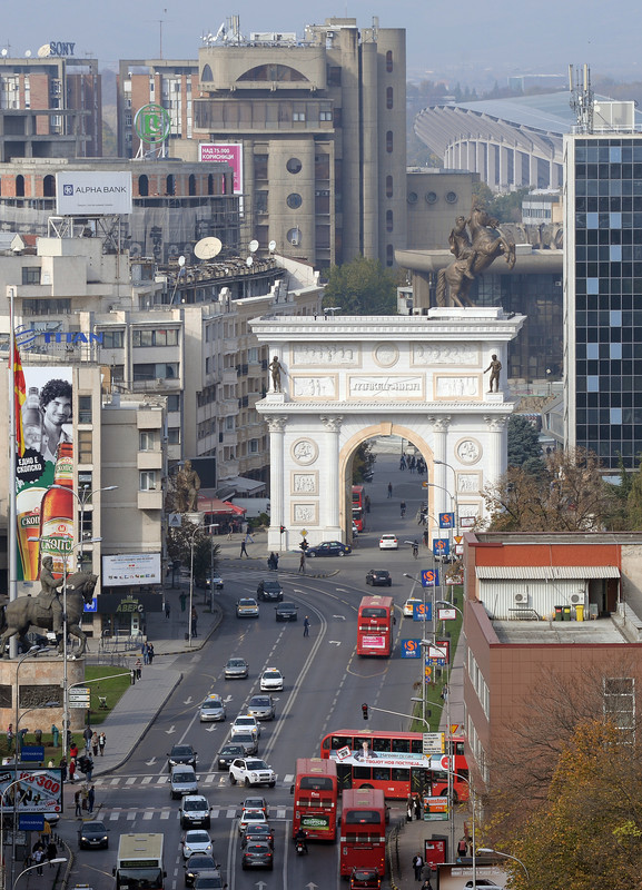 Порта Македонија, позната и како „Триумфална капија“