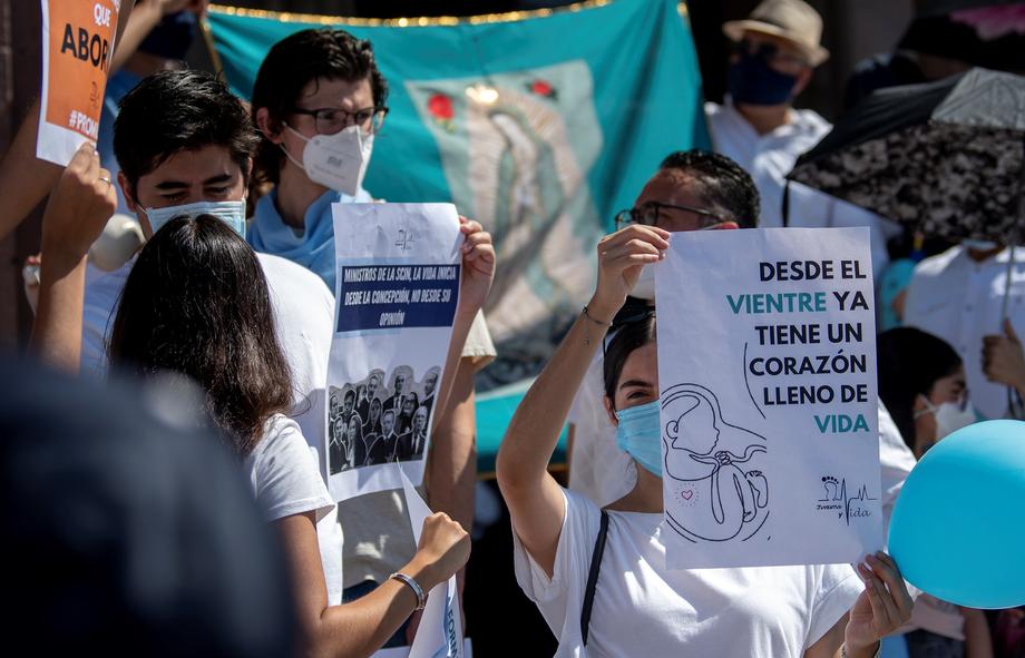 Сан Марино легализира аборта - Free Press