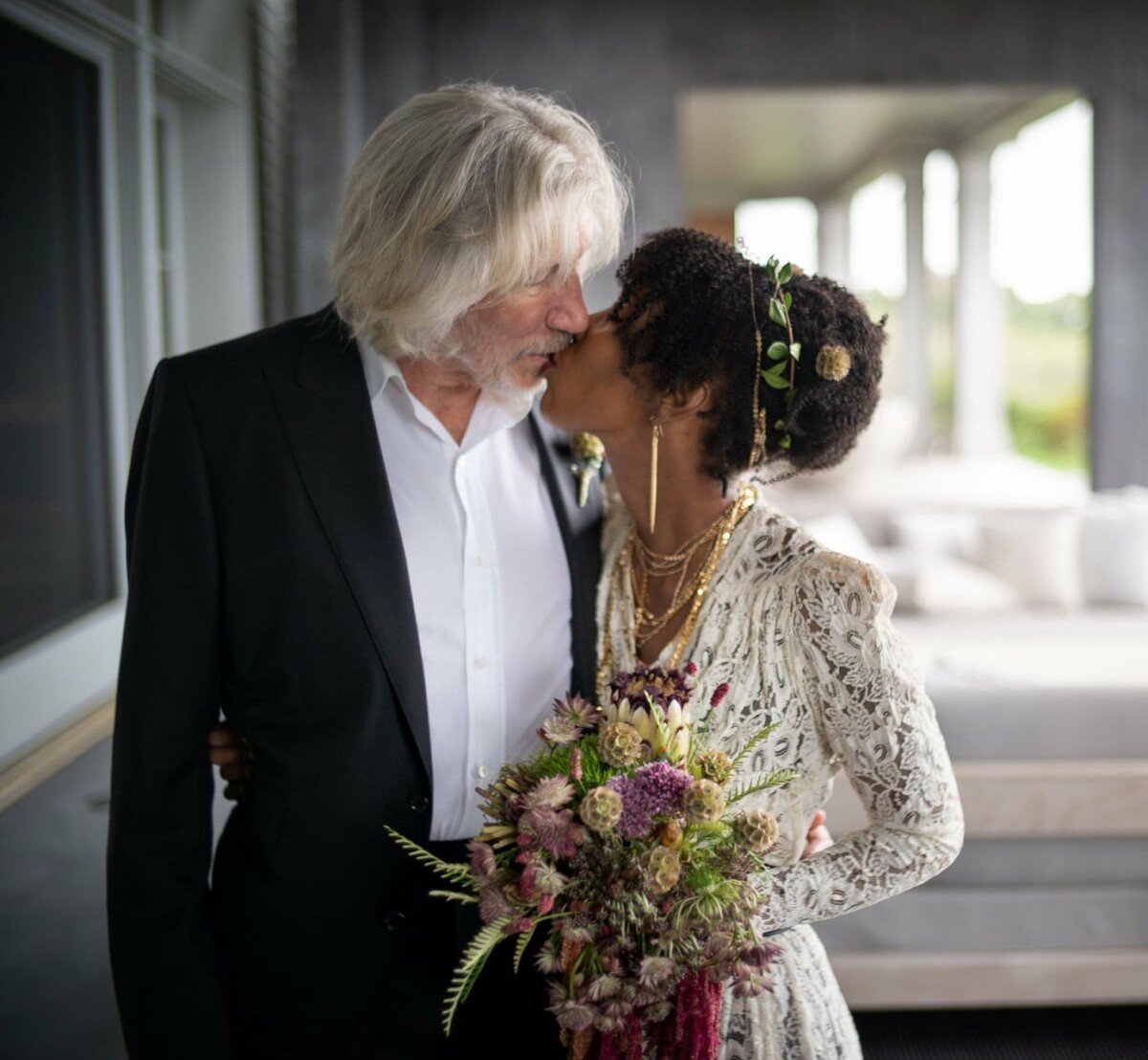 Roger Waters of Pink Floyd, 78, got married for the fifth time and said I will keep this woman picture
