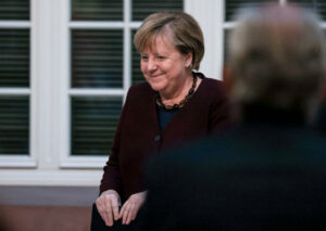 На крајот на ноември во книжарниците ќе се појават мемоарите на Меркел
