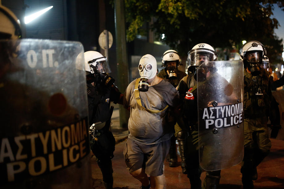 Протест на антиваксери во Атина, Грција