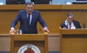 Додик предложил референдумот во Република Српска да се одржи на денот на предвремените избори