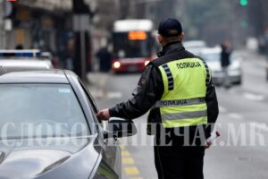 Во Скопје вчера казнети 125 возачи