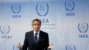 Шефот на МААЕ: Се надевам дека наскоро ќе бидеме во Иран
