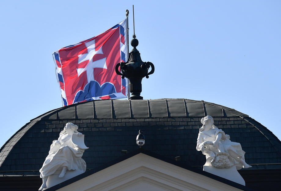 Photo of Slovensko schválilo legislatívu, ktorá znižuje tresty za korupciu a ekonomické trestné činy