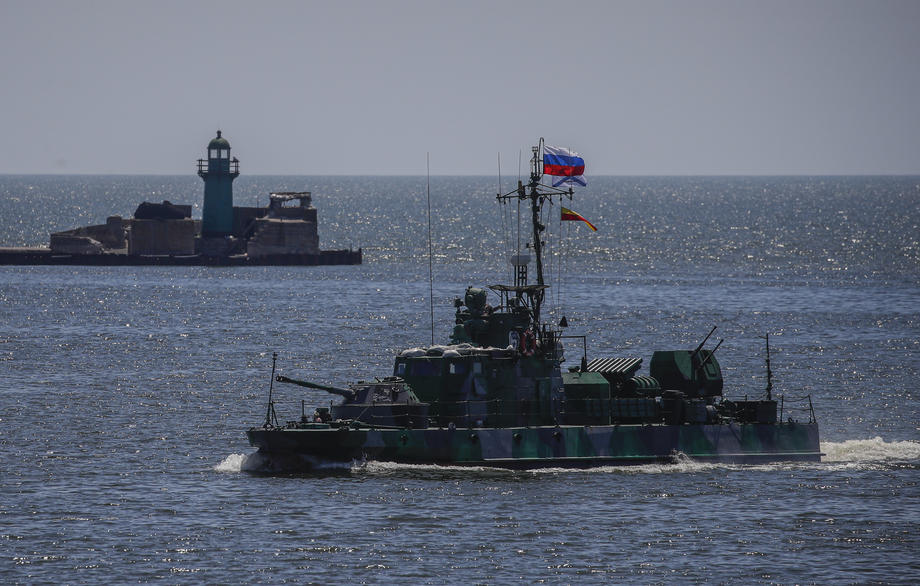 Руски воен брод