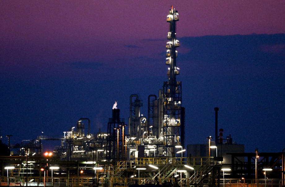 ГЕРМАНИЈА Леуна рафинерија за нафта