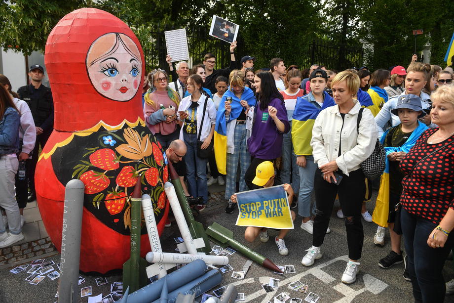 Διαμαρτυρία στην Πολωνία κατά της ρωσικής εισβολής