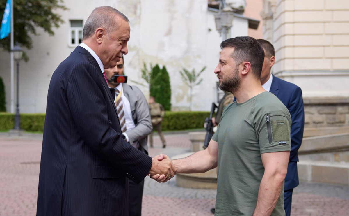 Recep Tayyip Erdogan and Volodymyr Zelensky