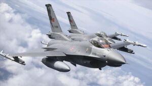 САД распоредија четири борбени авиони во Алјаска за пресретнување на руски авиони