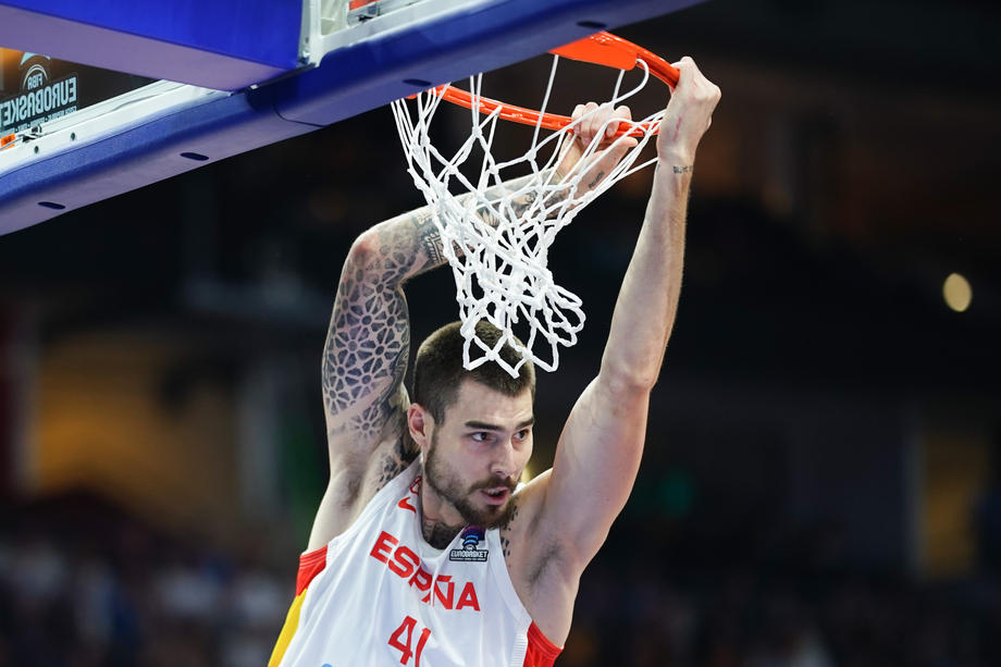 VIDEO Spain From A Big Deficit To The Semifinals Of The European video-spain-from-a-big-deficit-to-the-semifinals-of-the-european