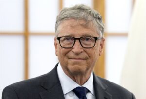 Бил Гејтс не е меѓу 10-те најбогати Американци за прв пат од 1991 година