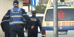 Крвава престрелка во Албанија — баран криминалец уби полицаец