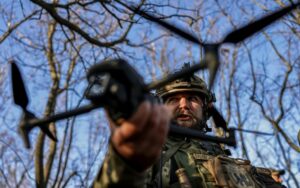 Зеленски поднесе закон во парламентот за испраќање на воени единици во други земји