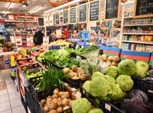 Ова е срамота: хрватските маркети продаваат скапано овошје и зеленчук