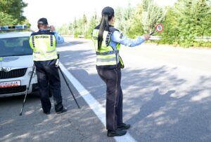 Полицајци со радари ќе ги ловат тротинетџиите