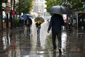 ВРЕМЕНСКА ПРОГНОЗА: Променливо време со локален дожд