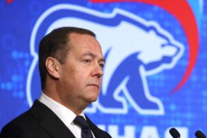 Медведев: Запленетиот руски имот може да се врати во натура – ​​со територија
