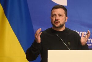 Зеленски тврди дека Украинците ја стабилизирале ситуацијата на новиот фронт