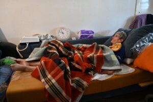 ВИДЕО | Државата ја напушти Лидија, лице со умерени пречки во развојот, семејството моли за итна хоспитализација