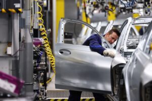 Германската автомобилска индустрија отпушта повеќе од 50.000 работни места