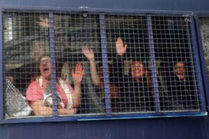 Aтина апси: 28 лица да пропалестинските протести завршија во станица