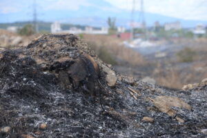 Жители на Аеродром секој ден ќе блокираат крстосница поради „Вардариште“