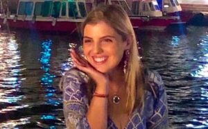 Млада грчка милијардерка преживеала рак на дојка и ретка крвна болест, а починала од убод на инсект