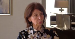 Не сум за нови „црвени линии“, туку за договор дома, вели Сиљановска Давкова