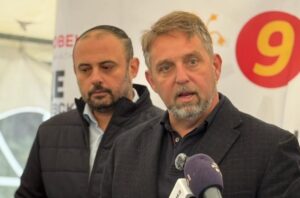 Лукровски завршил со боледувањето, од вчера повторно го „презеде“ Карпош