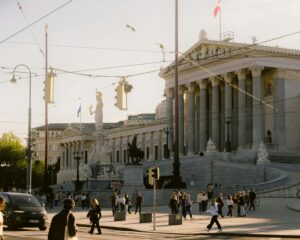 Австрија формира национален тим за најголемата инвестициска офанзива на ЕУ