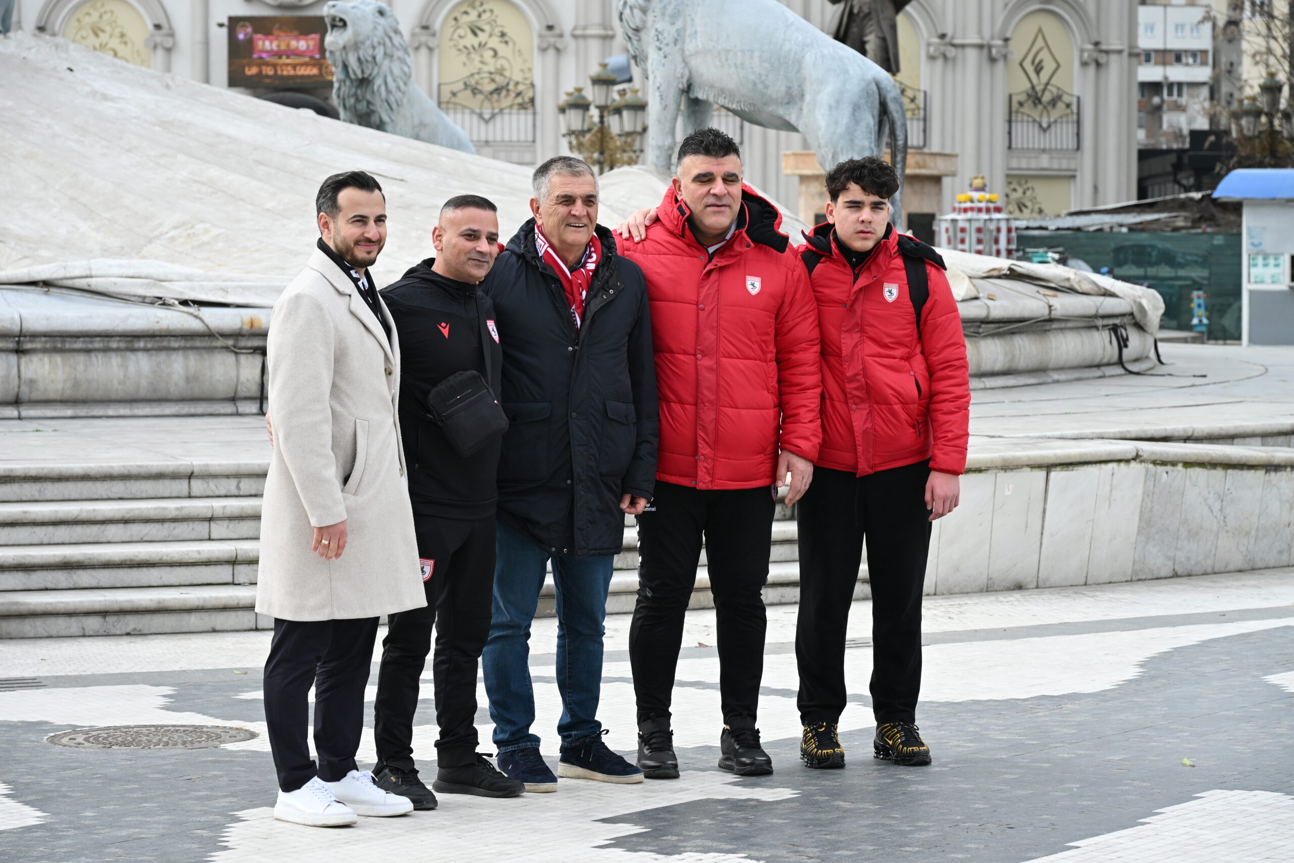Турски навивачи го преплавија Скопје - Фото Слободен печат - Методи Здравев