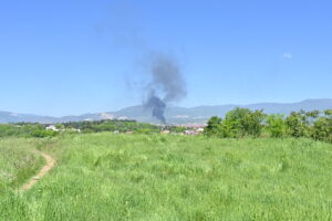 Дури 20 пожари на отворено гореле во Македонија денеска, три се активни и вечерва