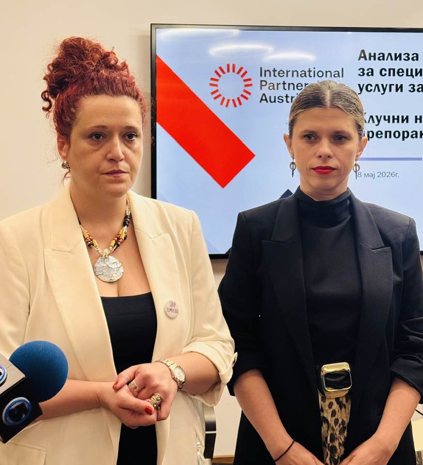Елена Димушевска, извршна директорка на Националната мрежа и д-р Катерина Шапкова Коцевска професорка на Правниот факултет, фото „Слободен печат“ Мирослава Симоновска