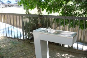 Дел од чешмичките низ Карпош повторно се во функција, наскоро вода ќе протече и од останатите осум