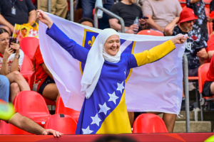 Би-би-си е импресионирана од песната на „Дубиоза Колектив“ — „I Am from Bosnia, Take Me to America“ го освои светот