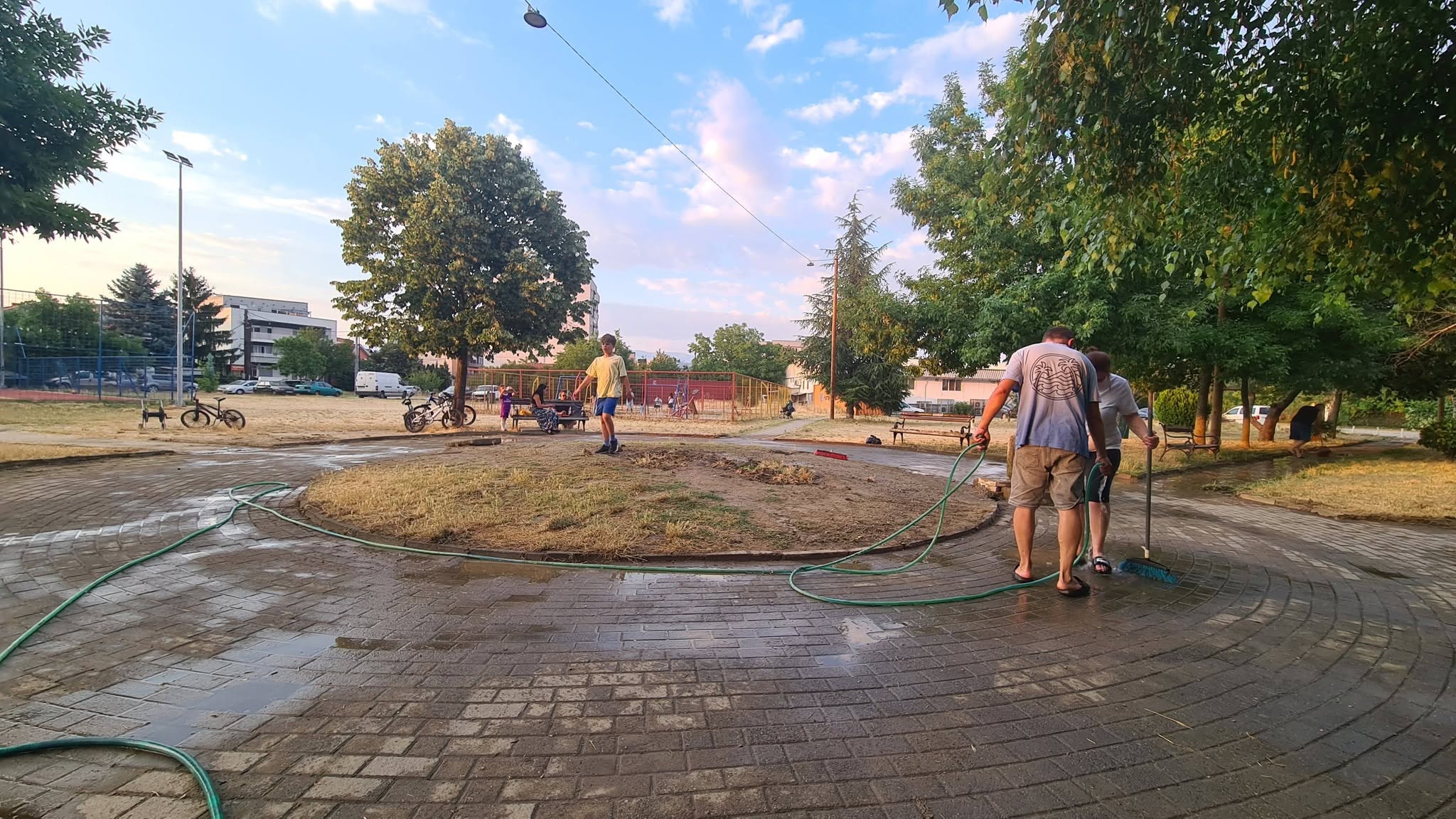 Фото фејсбук профил Хром