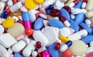 Европа се бори со бранот синтетички опијати — секоја недела се појавува нова дрога на црниот пазар