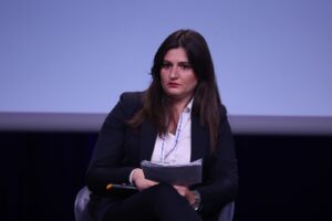 На предлог на ЛДП и ЛИБСЕН евролибералите изгласаа итна резолуција против ветата и малтретирањата на ЕУ-границите