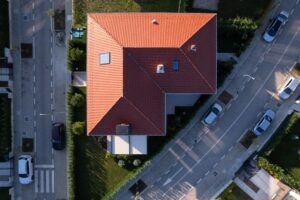 Временските непогоди и македонската градителска традиција потврдуваат зошто ќерамидата останува најдобар избор