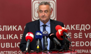 Јавачи на епидемијата или јавачи на вистината?